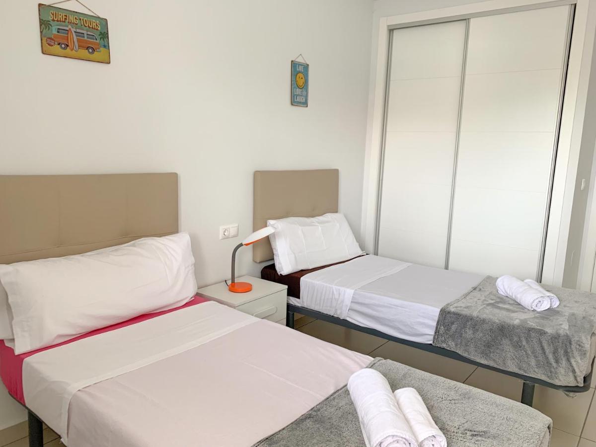 Residencial El Pinet Beach La Mariña エクステリア 写真